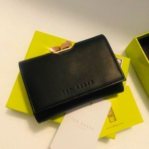 Ted Baker mini purse /Wallet Alyesha Teardrop Crystal Bobble - Black